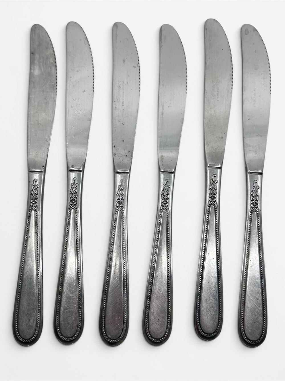 Rogers Beaded Elegance Stainless Korea Flatware Lot 15 Replacement Pieces Spoon - Picture 4 of 6